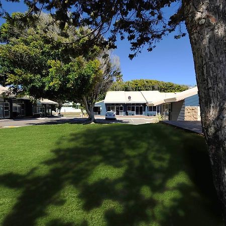 Abrolhos Reef Lodge Geraldton Eksteriør bilde