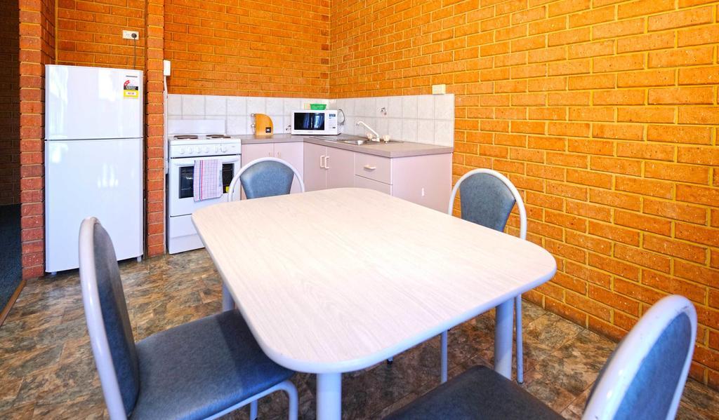 Abrolhos Reef Lodge Geraldton Eksteriør bilde