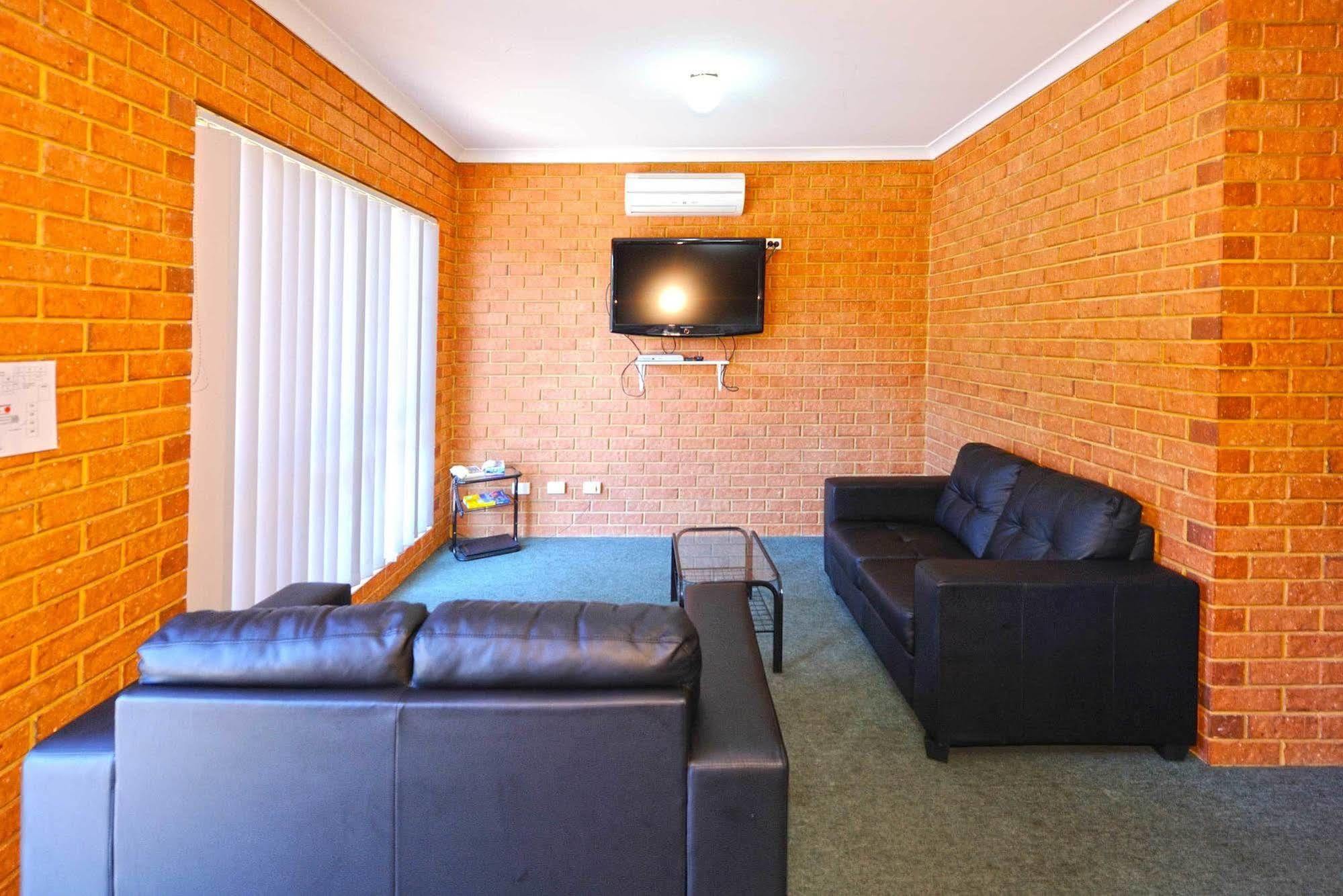 Abrolhos Reef Lodge Geraldton Eksteriør bilde